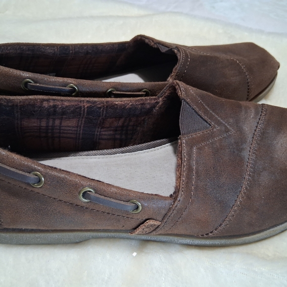 Skechers BoBs Women's Brown Slip-On Flats - Picture 4 of 9